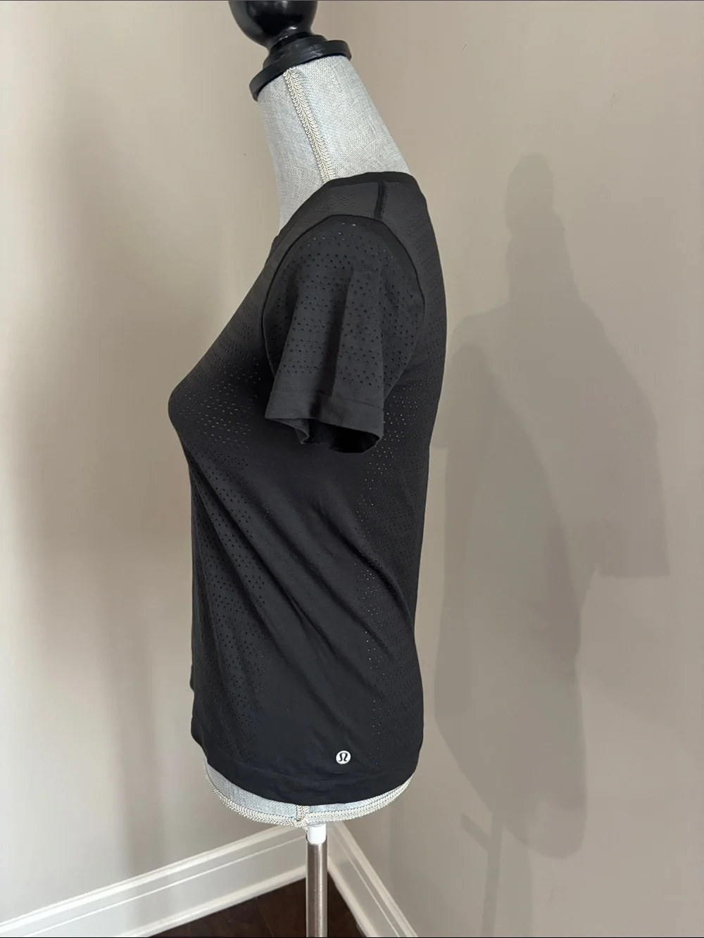 Lululemon Breeze By Short Sleeve *Squad Black / Black